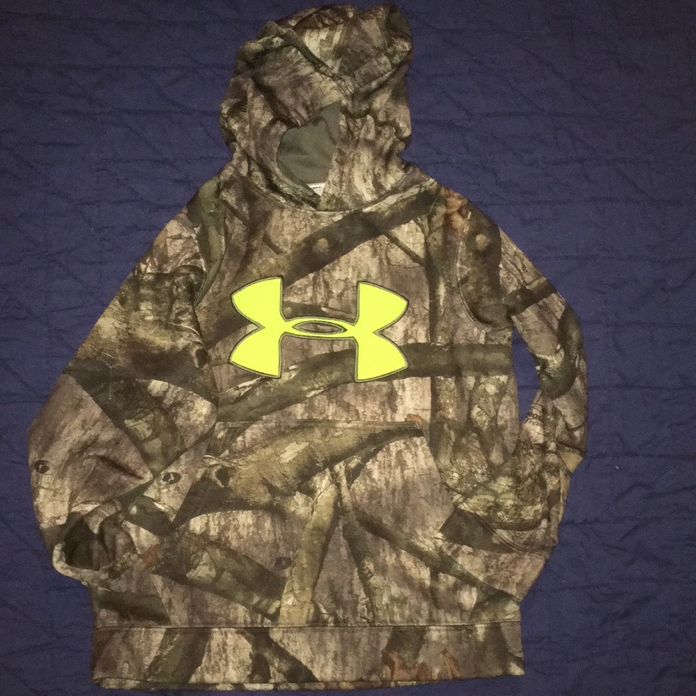 Camo pullover